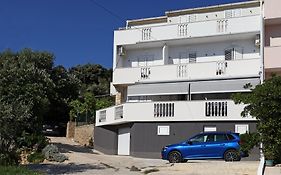 Apartments Madona